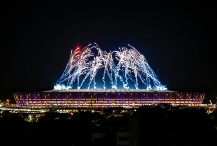 Fogos no Mineirão