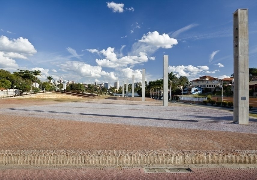 Praça Geralda Damatta Pimentel - Praça da Pampulha 