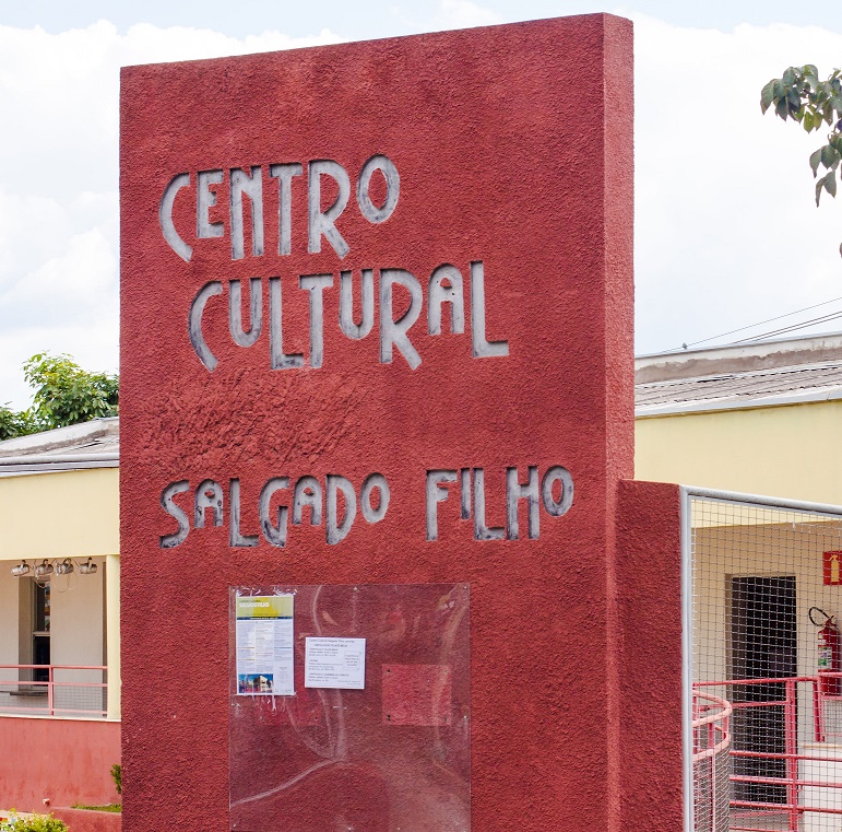 Fachada do Centro Cultural Salgado Filho