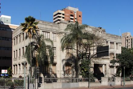 Fachada do Palácio Arquiepiscopal de Belo Horizonte